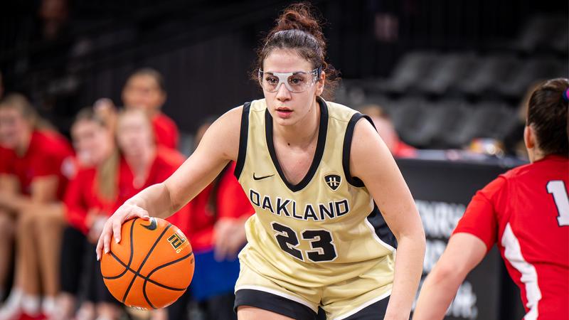 Golden Grizzlies Start Hot; Can't Hold off Penguins Comeback