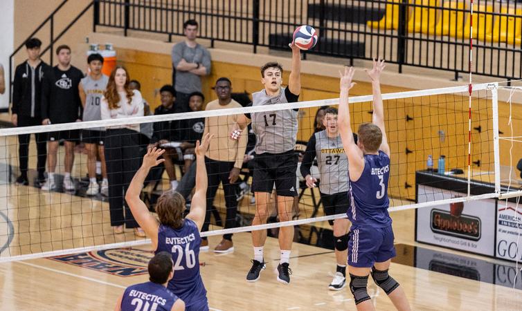 Men's Volleyball Falls in Five to Oakland City