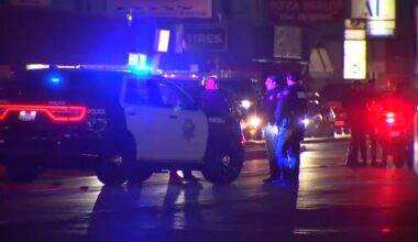 Bicyclist struck on Blackstone Avenue in Fresno, police say