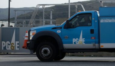 PG&E planning power outages for San Francisco neighborhoods hit by major blackout after equipment failure at substation