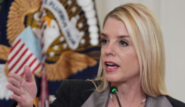 Attorney General Bondi 'on the ground' in Minneapolis