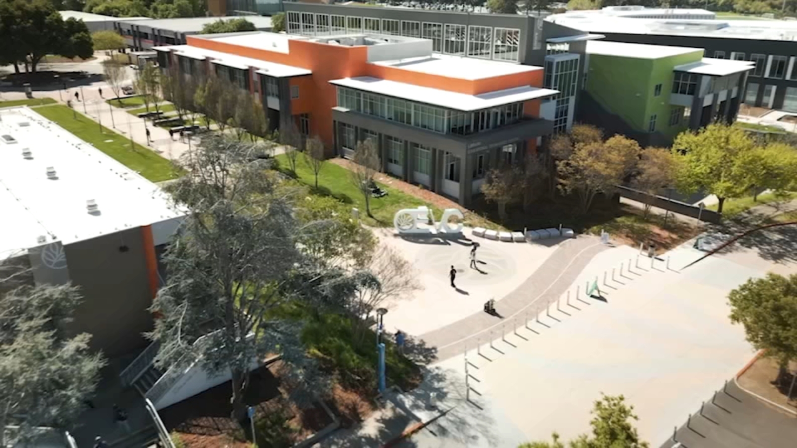 'Ghost students' stealing millions in financial aid from California community colleges, investigation finds