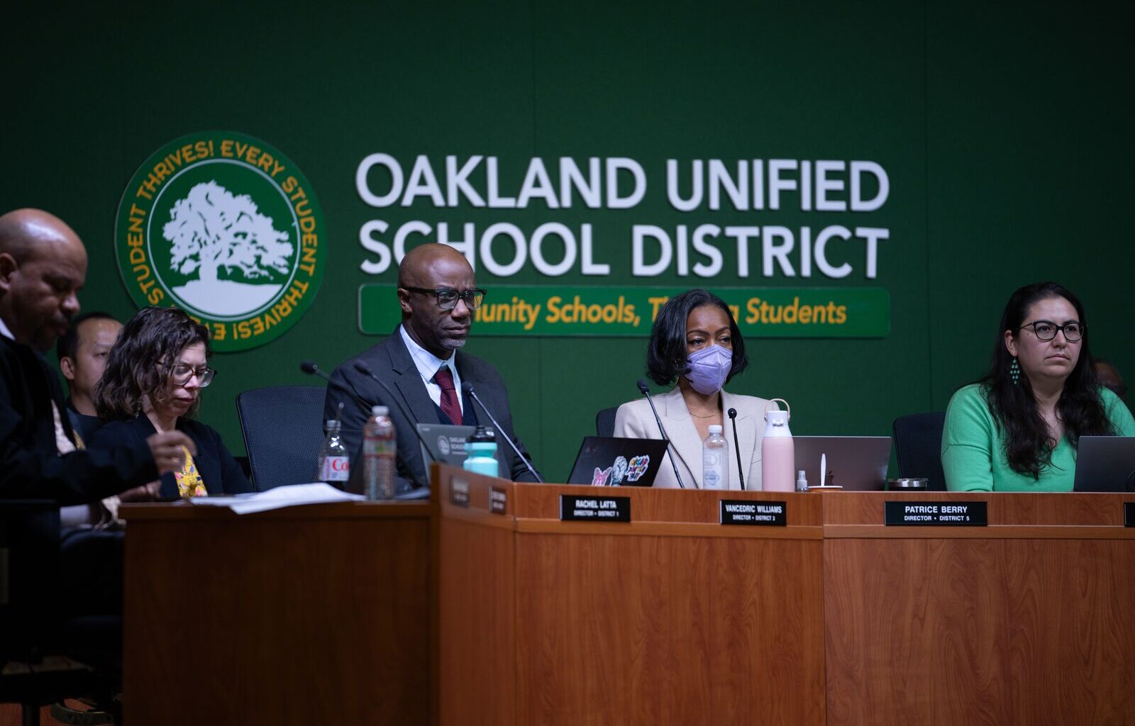 Oakland schools’ budget plan plunders earmarks to reduce general fund deficit