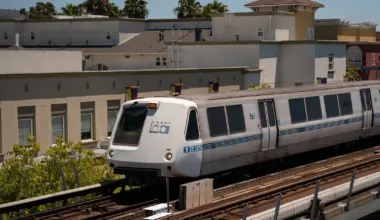 Signature gathering begins in Oakland for multi-billion-dollar transit measure