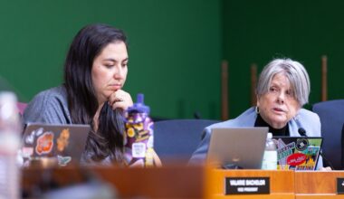 Oakland school board re-elects leadership as senior staff exit in contentious departures