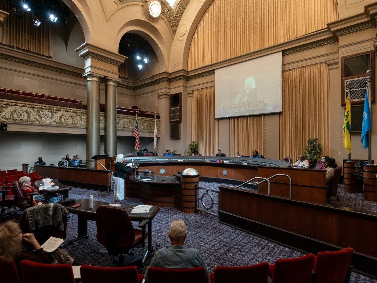 What is the Oakland Police Commission?