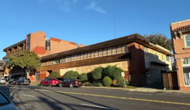 Senior housing tower proposed for Rockridge Red Cross site