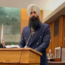 First Sikh judge pro tem sworn in California's Kern County