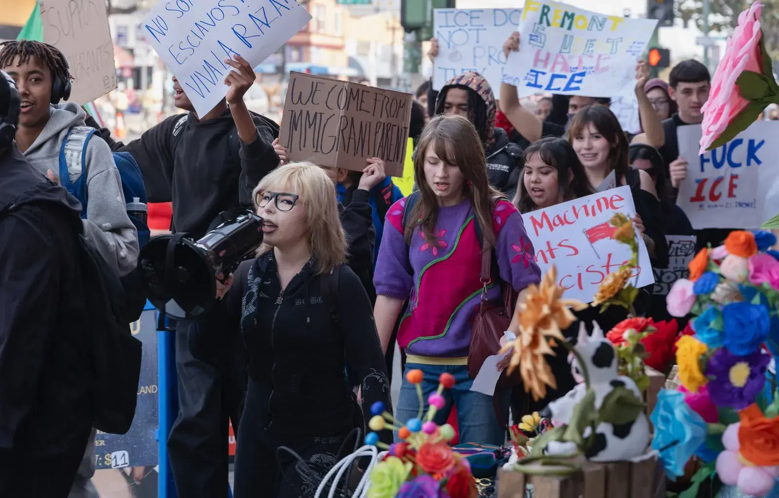 Students from a dozen Oakland schools walk out to protest ICE