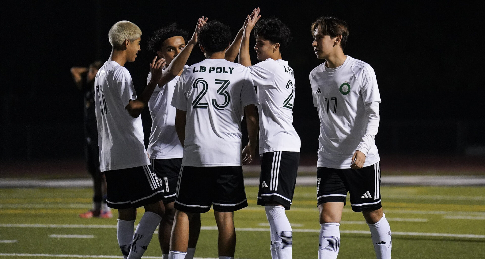 Long Beach Poly Defeats Cabrillo, Remains In Tie For First Place – The562.org