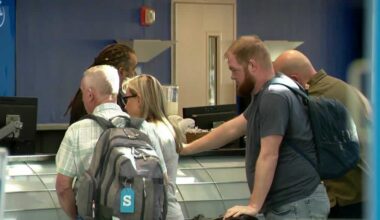 Sacramento travelers caught in nationwide flight disruptions as winter storm hits