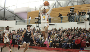 Claim Jumpers overwhelm Fresno City, Merced in conference play