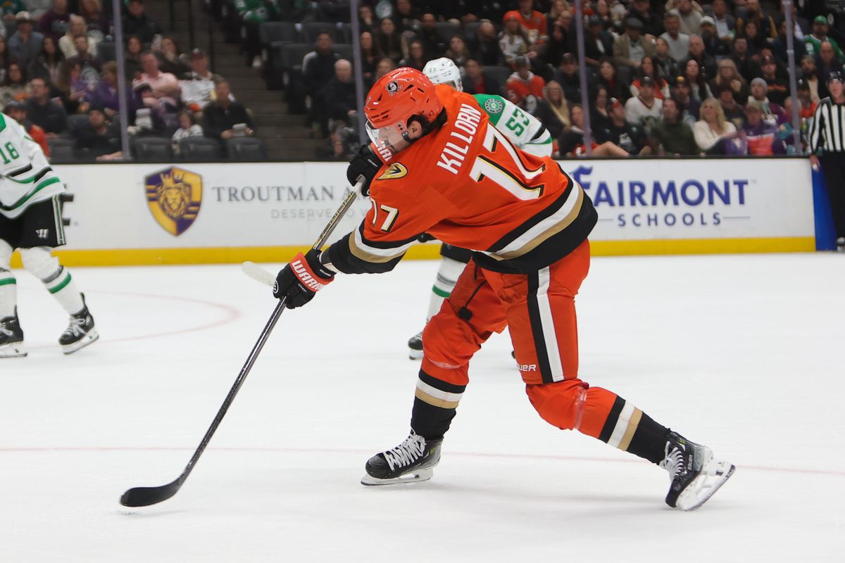 Anaheim Ducks left winger Alex Killorn (17) takes a shot on goal during an NHL game against the Dallas Stars on January 13, 2026 in Anaheim, CA.