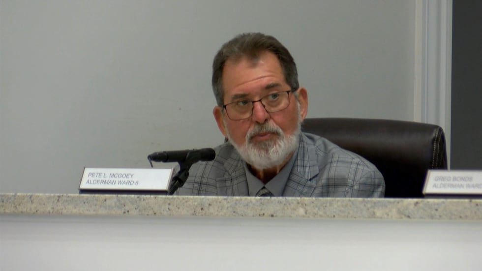 Ward 6 Alderman Pete McGoey discussed a speed limit reduction from 25 miles per hour to 20 in...