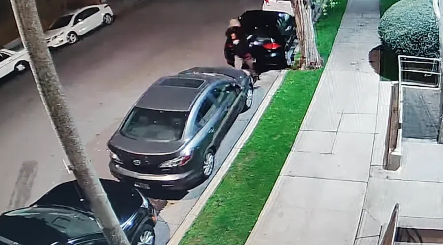 Silverlake windshield smasher