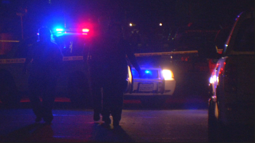 (KBAK/KBFX) Kern County Sheriff's deputies investigate a homicide outside a home in Wasco.