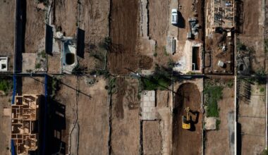 Trump executive order seeks to speed up rebuilding of homes destroyed by Los Angeles wildfires :: WRAL.com
