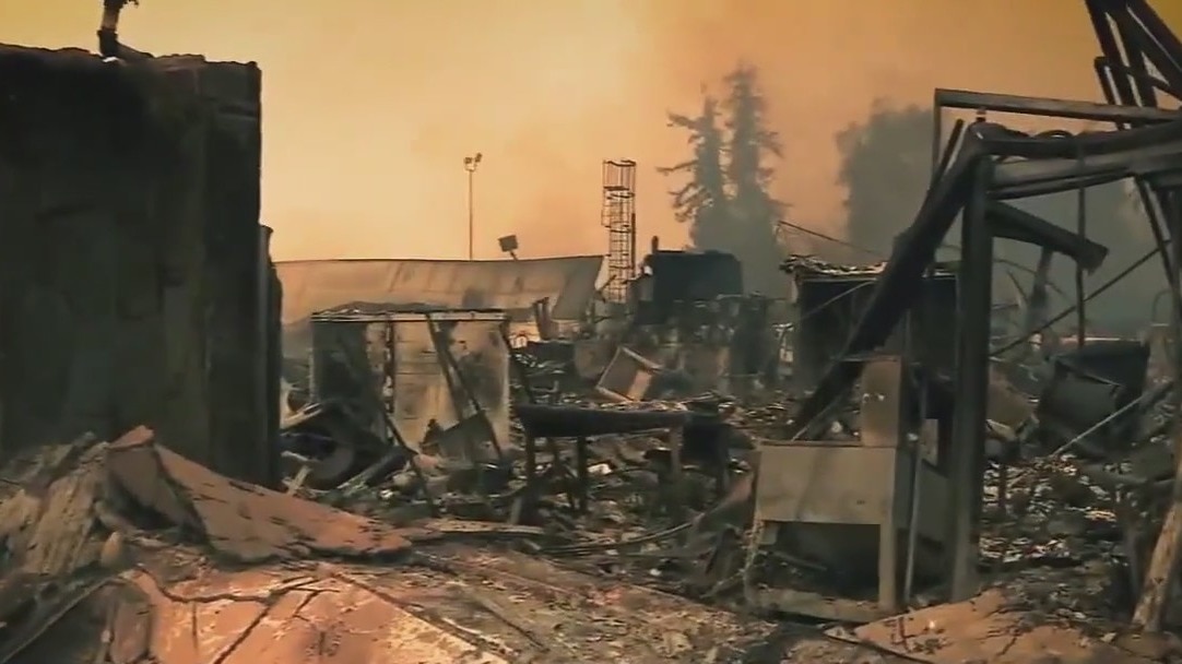 Survivors of LA wildfires picking up pieces