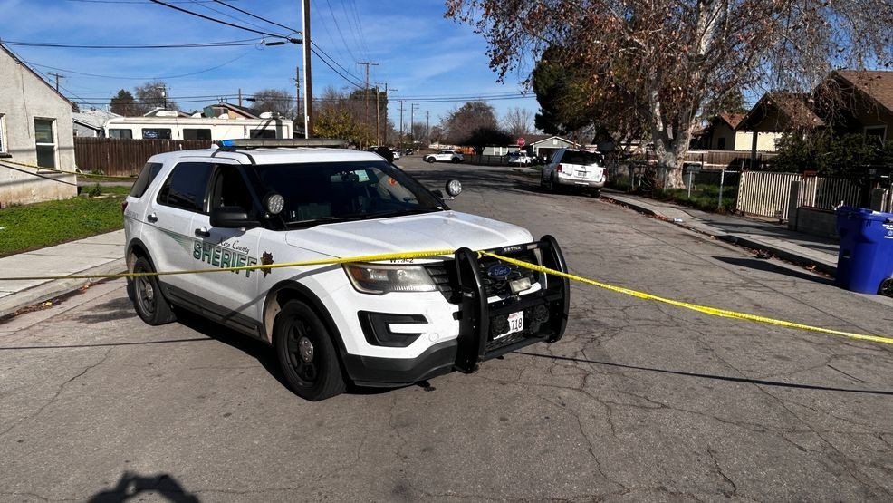 There is a heavy law enforcement presence in Oildale Friday morning. PHOTO: KBAK/KBFX
