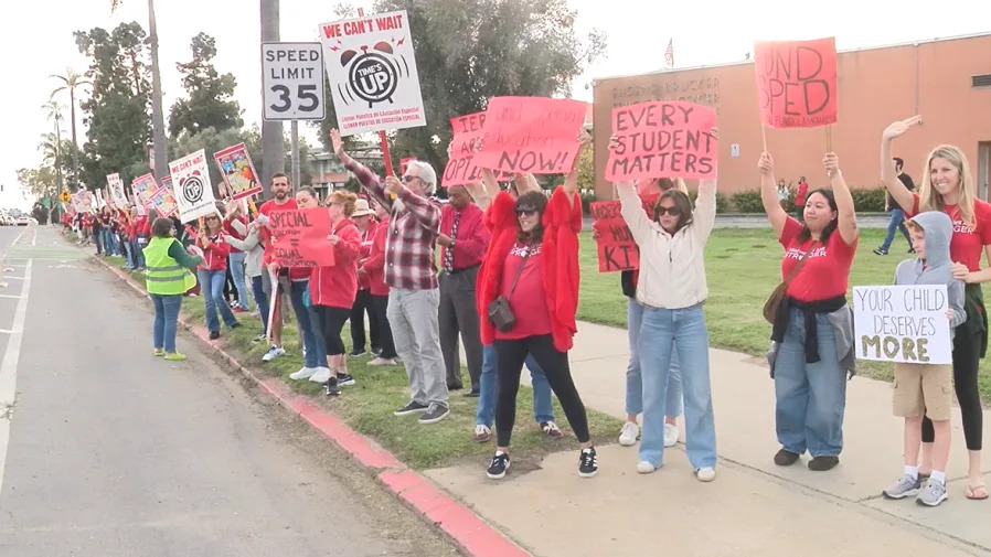SDEA educators rallied ahead of the San Diego Unified School District meeting. (KSWB/KUSI)