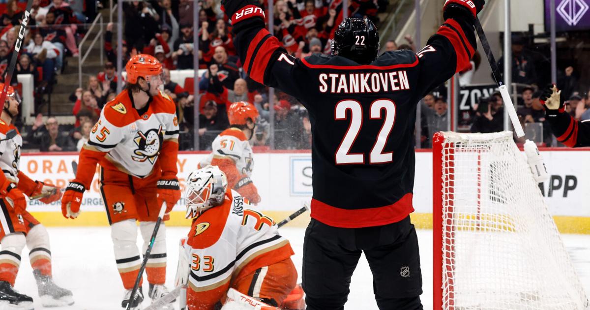 Chatfield scores 1st goal of season to help Hurricanes to a 5-2 win over the Ducks | Pro National Sports
