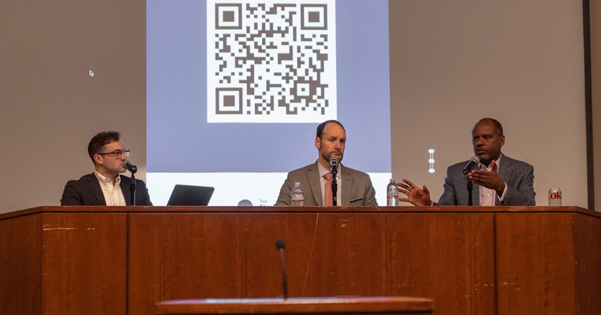 Berkeley Law faculty face off on criminalization of houselessness | Campus