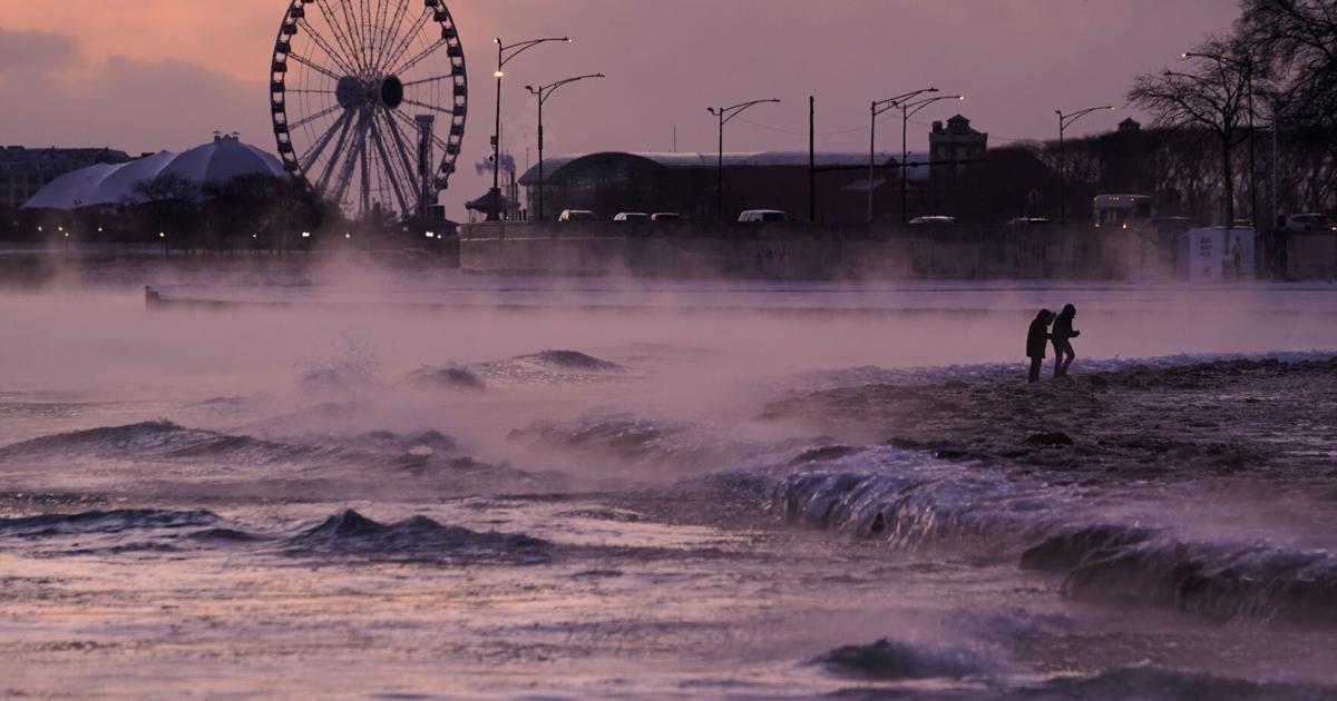 Thousands of flights canceled as major winter storm moves across the US | National