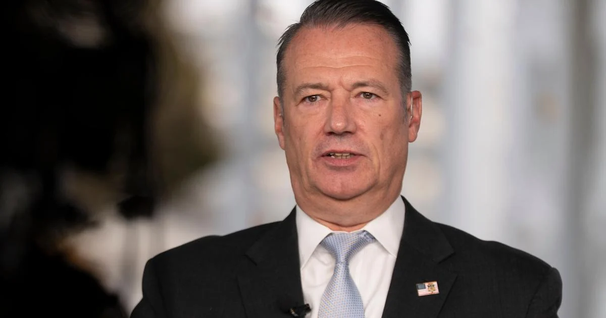 2 federal officers fired shots during encounter that killed Alex Pretti, DHS tells Congress | National