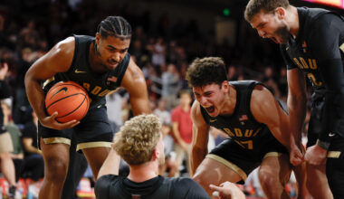 Purdue fans create home atmosphere in Boilermakers' first visit to Los Angeles in decades