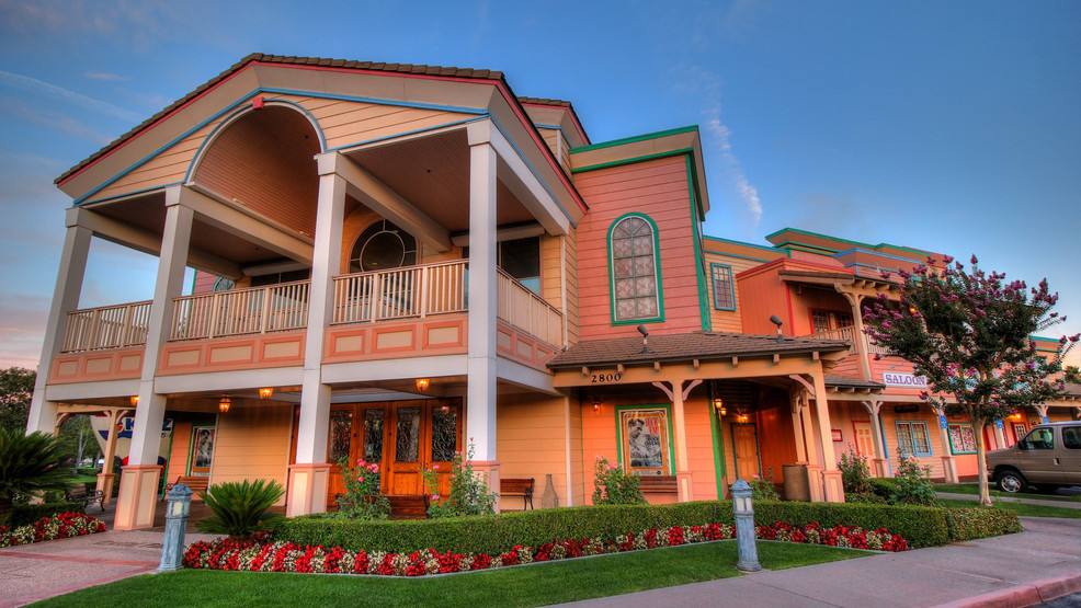 {p}PHOTO: Facebook, Buck Owens Crystal Palace{/p}