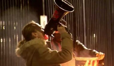 Hundreds protest in Sacramento after ICE agent kills woman in Minneapolis