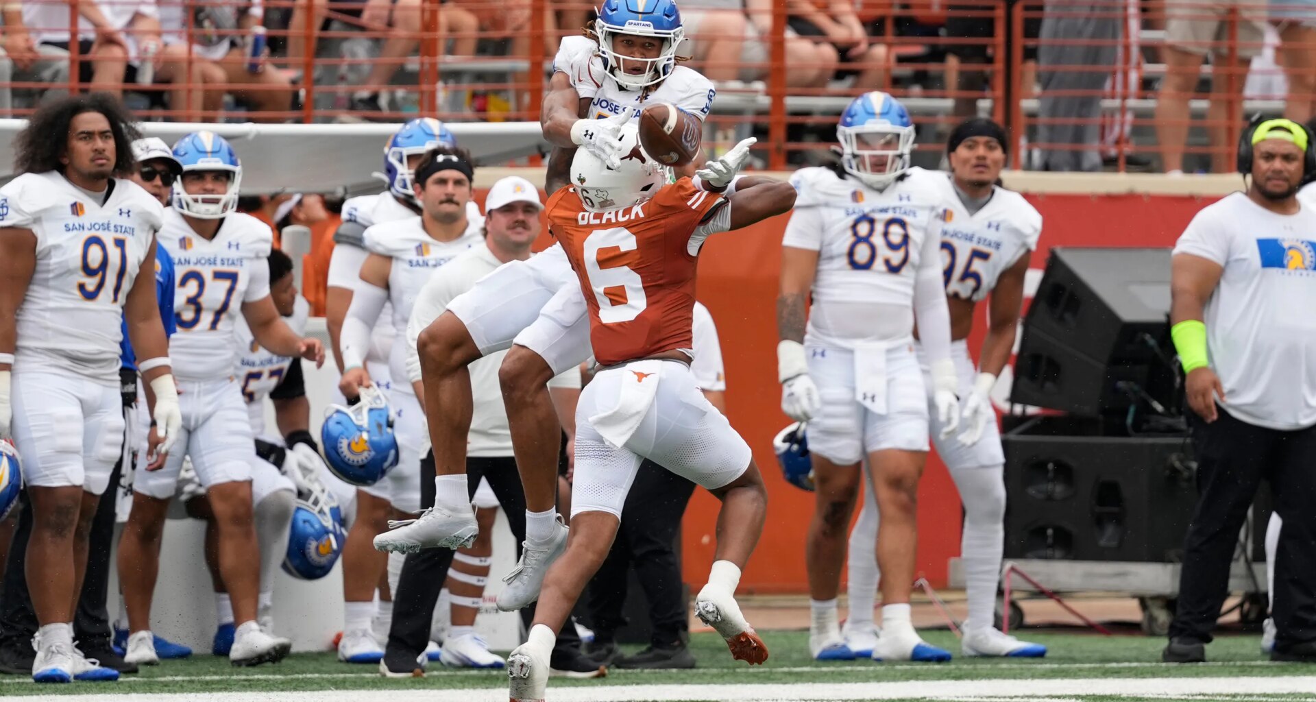 UCLA football builds at WR, adding San Jose State's Leland Smith