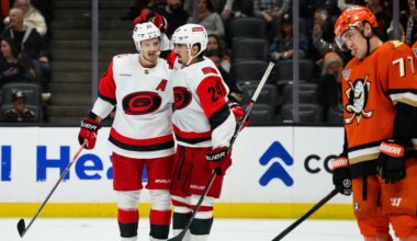 Ducks at Hurricanes odds, picks and predictions