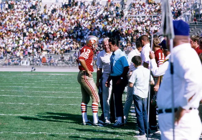 San Francisco 49ers quarterback John Brodie talks to Dick Nolan.