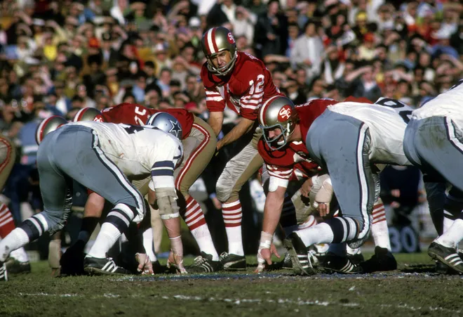 San Francisco 49ers quarterback John Brodie in action against the Dallas Cowboys during the 1970 NFC championship game at Kezar Stadium.