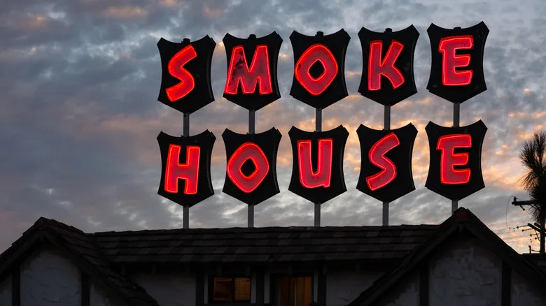 Sign for The Smoke House in Burbank