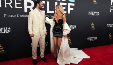 Noah Kahan adds Super Bowl week concert at Warfield in San Francisco