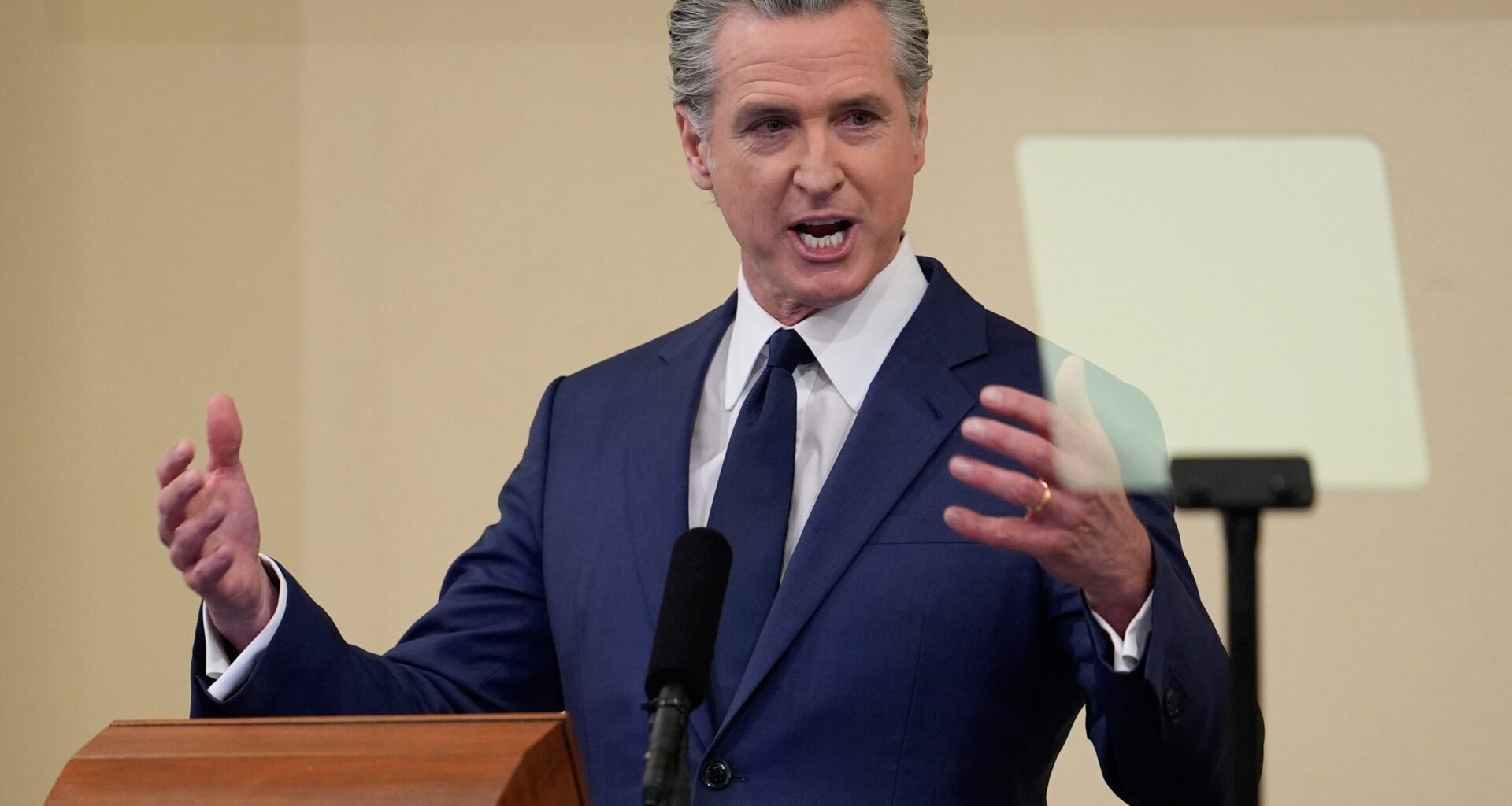 Proposed billionaires tax in California rattles Silicon Valley, entangles Newsom
