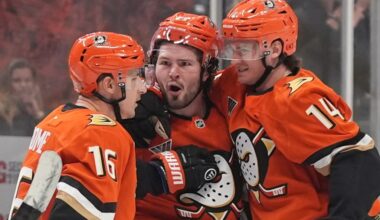 Ducks hold off struggling Rangers for 4th straight win – Orange County Register