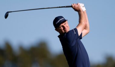 Justin Rose sets record pace for 4-shot lead in Farmers Insurance Open