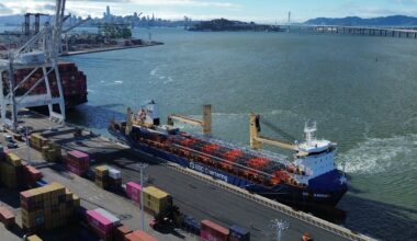 Port of Oakland Welcomes First European Cranes on U.S. West Coast