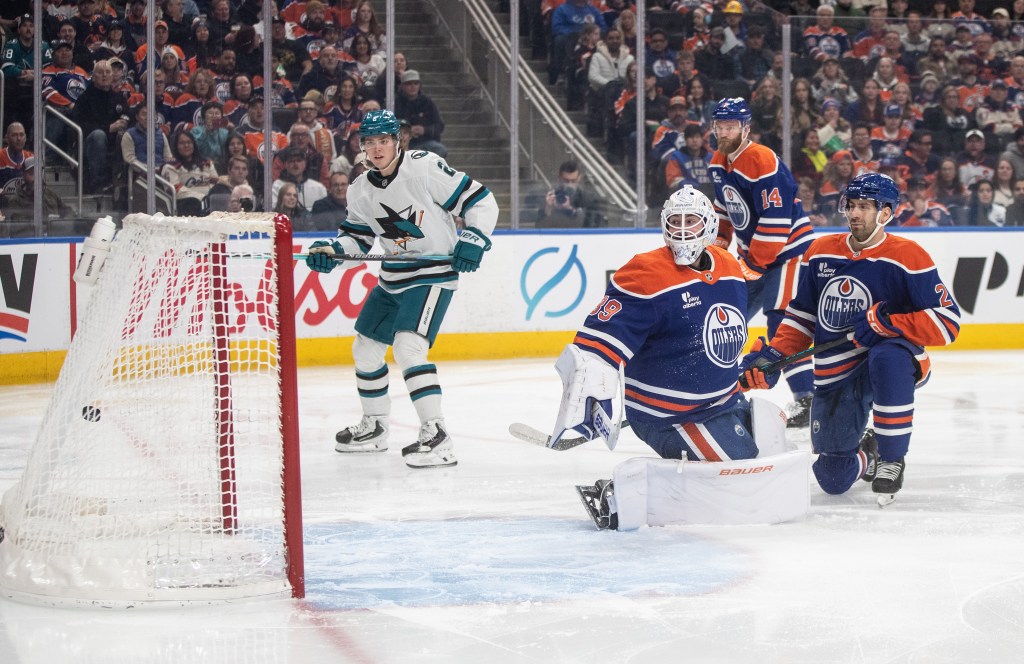 San Jose Sharks, William Eklund start fast, beat Edmonton Oilers