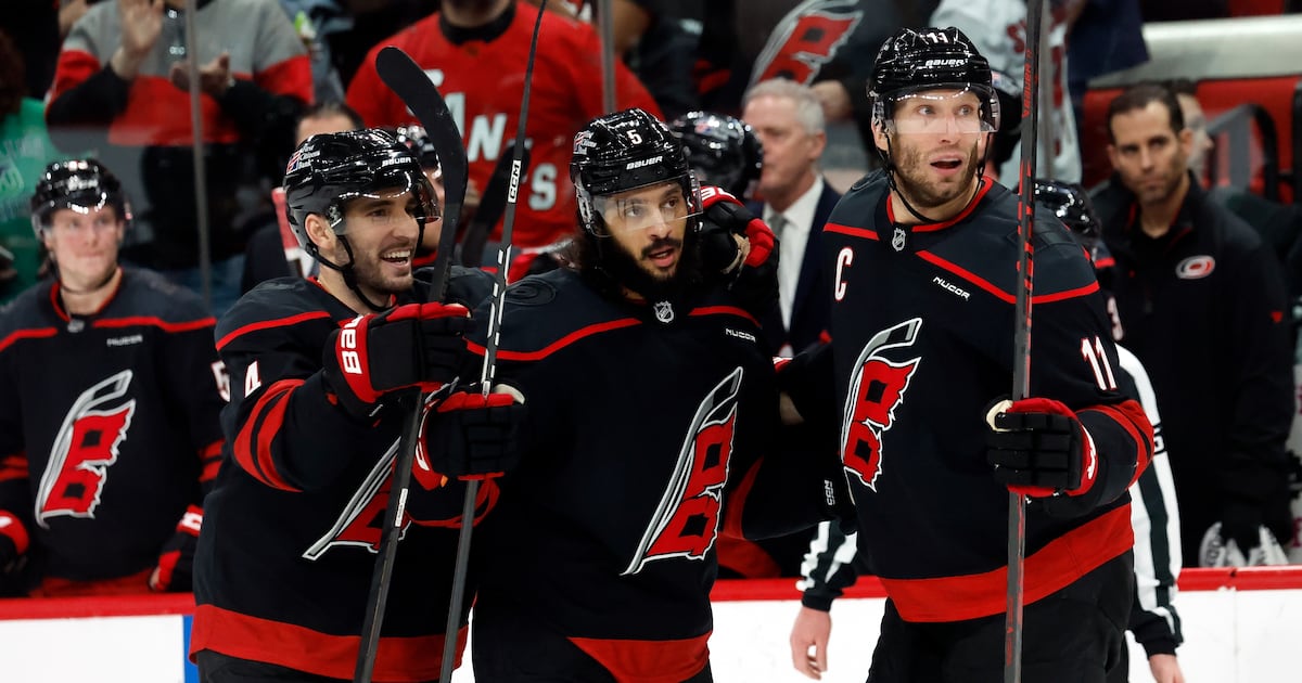 Chatfield scores first of season to help Carolina Hurricanes to win over Anaheim Ducks