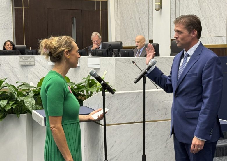 Lawrence (Larry) Cohen, the new San Diego County Treasurer-Tax Collector, being sworn in on Tuesday, Nov. 18, 2025. (Photo courtesy County News Center)