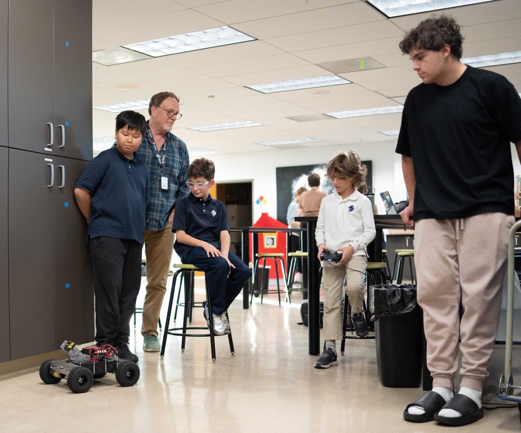 San Diego Jewish Academy robotics student-led initiative inspires 2nd-5th grade students through hands-on STEM, engineering, coding, and robotics