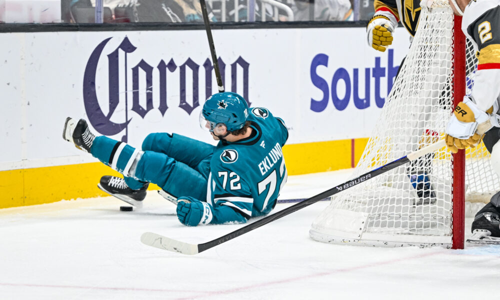 Hertl, Golden Knights Overpower Sharks 7-2