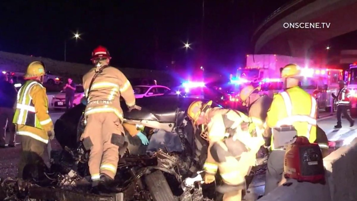 1 person killed, 1 other injured after beam falls on car in Ontario – NBC Los Angeles