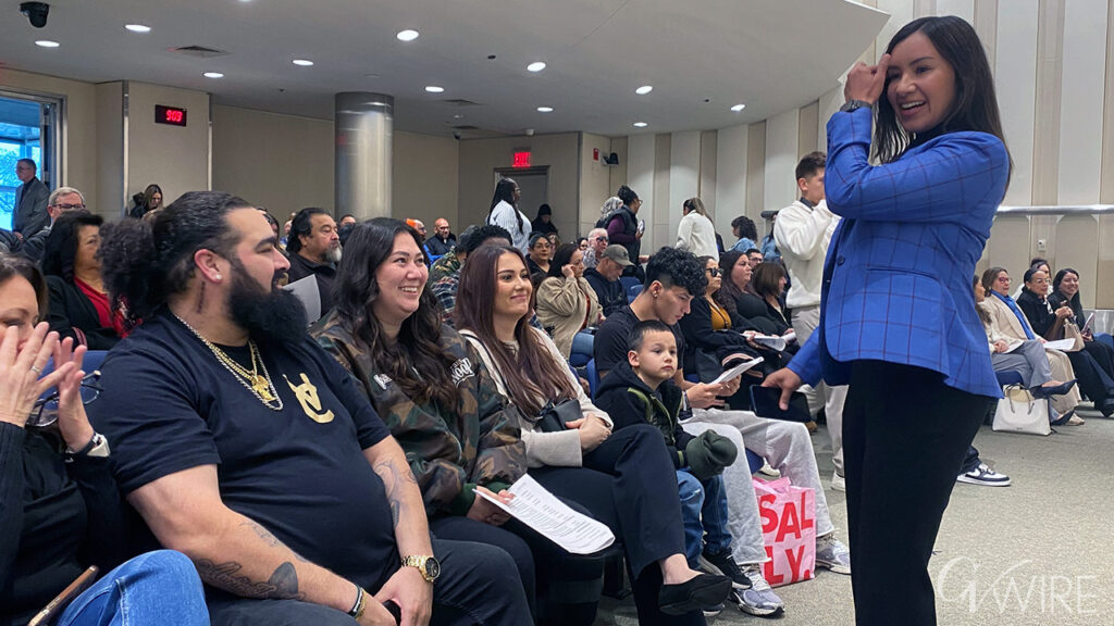 Fresno City Councilmember Annalisa Perea talks to Fresno native and "The Voice" runner-up Ralph Edwards.
