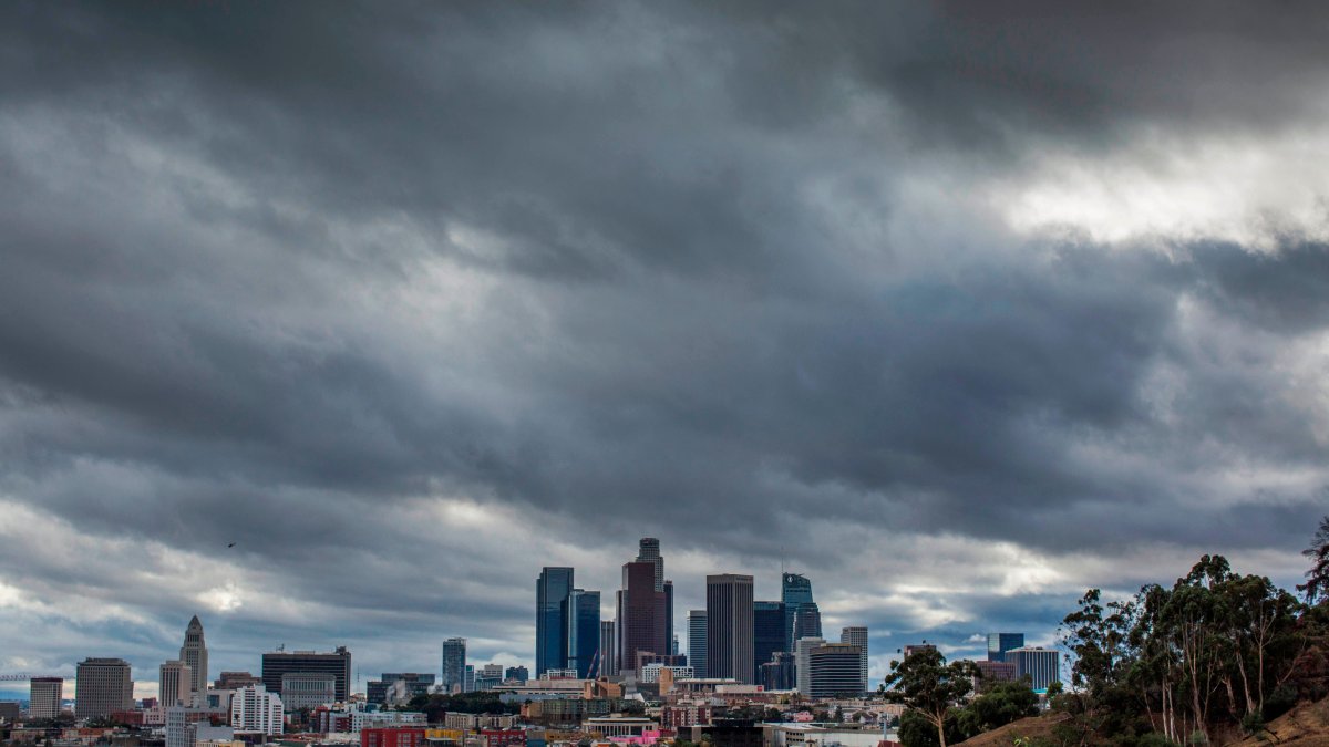 Will it rain in LA? Expect light showers and cooler temperatures – NBC Los Angeles