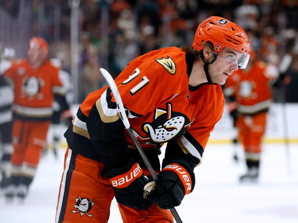 Ducks’ Leo Carlsson out 3-5 weeks with thigh injury, threatening OIympic availability – Orange County Register